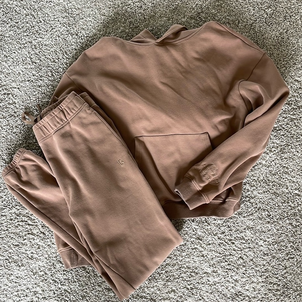 Buffbunny dune cloud hoodie + jogger set!